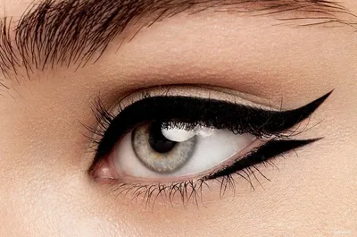 Как определить форму глаз и подобрать под них идеальный макияж со стрелками  | OkBeauty