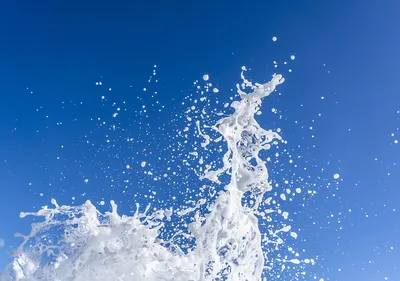 Всплеск воды в изоляции на белом фоне Стоковое Изображение - изображение  насчитывающей конспектов, съемка: 206721731