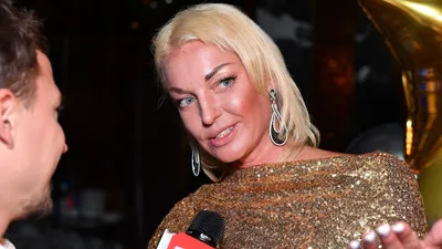 Анастасию Волочкову раскритиковали за вульгарный макияж и образ -  Рамблер/новости