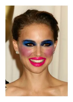 Как носить яркий макияж и не выглядеть при этом вульгарно: 10 правил |  WMJ.ru