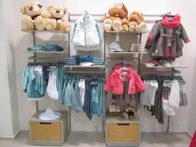 Мерчандайзинг детской одежды, детского товара в магазине, компания  мерчендайзинга Leader Team