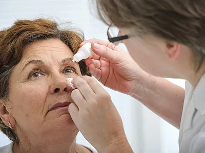 Как узнать болезни по глазам: пятна, цвет белков и другие признаки,  указывающие на проблемы со здоровьем