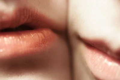 Лечение заболеваний слизистой оболочки рта в Первом клиническом медицинском  центре - YouTube