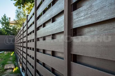 Забор из древесно-полимерного композита: плюсы и минусы. Сравнение  материалов
