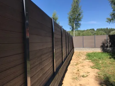 Забор из ДПК – перегородка на заднем дворе фото - Москва Deckson
