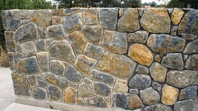 Забор из природного камня - купить ограду из дикого камня в Москве по  низкой цене - Good Zabor