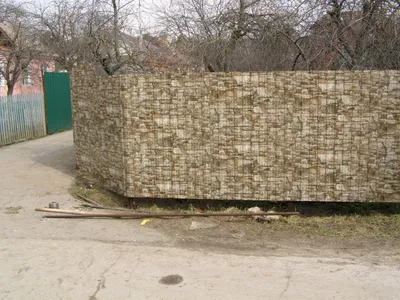 Забор из профнастила под камень, цена | Заборы из профлиста под камень с  установкой в Москве