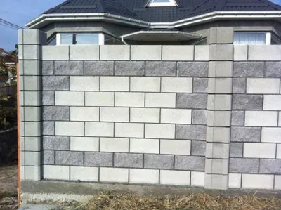 Create a Unique Design Fence with Block Bricks