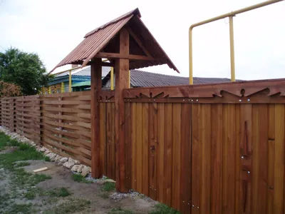 Забор из деревянного штакетника на столбах купить в Чехове, цена 1550 руб.  | Стройзабор