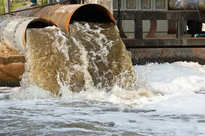 Загрязнение водоемов сточными водами: источники загрязнений, методы очистки  воды - Pakhotin