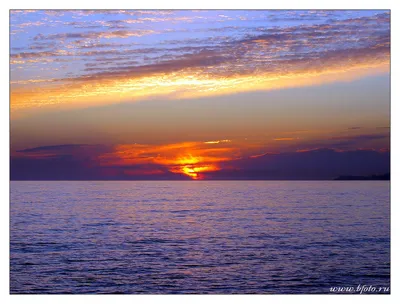Красивый закат на Черном море. Закат на прекрасный летний день Стоковое  Фото - изображение насчитывающей чистка, облако: 202835136
