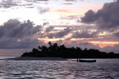 красота за окном Мальдивских Островов, Мальдивы, океан, Закат солнца фон  картинки и Фото для бесплатной загрузки