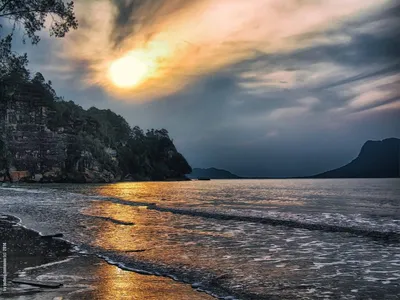 красивый закат над морем стоковое изображение. изображение насчитывающей  покрашено - 217468659