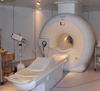 В чем разница между открытым и закрытым аппаратами МРТ? | Клиника Ткачева