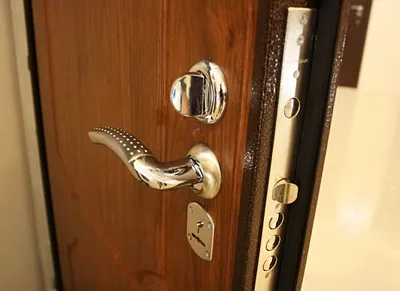 Самостоятельная замена замка на входной металлической двери | «Клинские  двери»