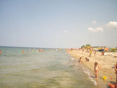 Я нашла идеальное место для отдыха с детьми в Крыму! Евпатория, Заозерное.  Жильё, цены, пляжи. | Путешествия, Пляж, Отдых