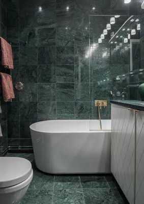 Зеленая плитка в ванной - 57 фото