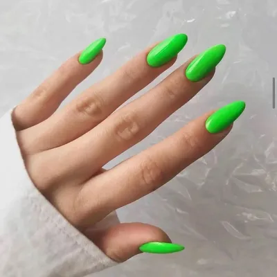Маникюр с зеленым гель-лаком, гель лаки GLOSS - интернет магазин гель лаков  для ногтей