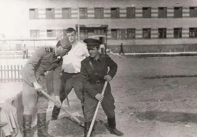 Фотоэнциклопедия железнодорожного транспорта. | Главная / ПОДВИЖНОЙ СОСТАВ  / ТЕПЛОВОЗЫ МАГИСТРАЛЬНЫЕ / Пассажирские / Тепловоз ТЭП70. Коломна / Жалгыз- Тобе