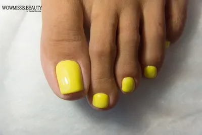 Желтый педикюр - тренд этого лета! | Feet nails, Pretty toe nails, Men nail  polish
