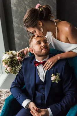 Свадьба в модном цвете 2020 года и образы молодоженов в синем | Свадебный  салон \"Валенсия\" | Дзен