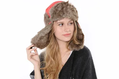 X-moda: женская шапка-ушанка – эффектный тренд сезона