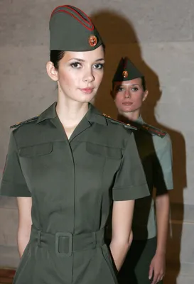 Военную форму для женщин в Украине показали на фото | РБК Украина