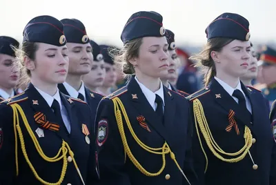 прокат военной формы для детей и взрослых,в Красноярске,карнавальные.  новогодние костюмы,пионерская атрибутика(гимнастёрки ,пилотки ,ремни  ,каски,фуражки,вещь-мешки ,плащ-палатки и тд и тп) звоните - 89029220396, —  объявление в Красноярске. Прокат ...