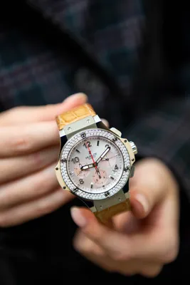 Женские часы HUBLOT CHRONOGRAPH S-0247 купить в Минске.