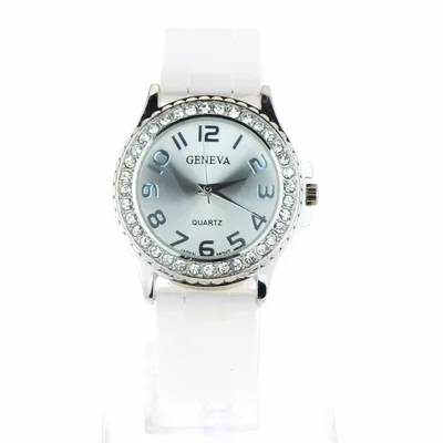 Часы наручные женские со стразами + браслет в подарок – купить за 1 190 ₽ |  LiveWishes