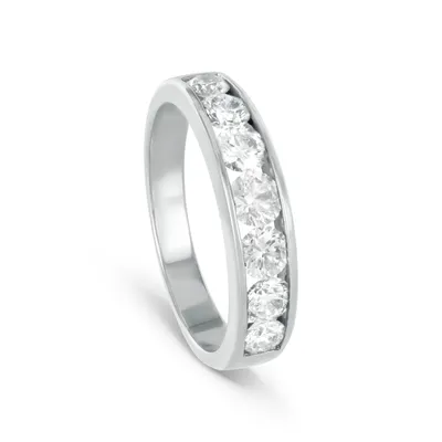 Женские обручальные кольца с бриллиантами – купить женское обручальное  кольцо с бриллиантом недорого, цены в магазине Brilliant24.ru