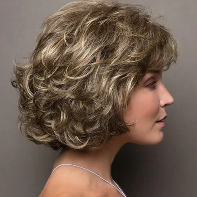 3 модные и стильные стрижки 2023 на средние волосы для женщин 40-50 лет с  омолаживающим эффектом | Женские советы | Дзен