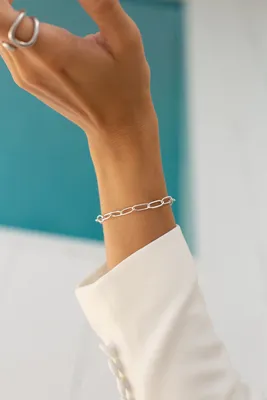 Купить женские серебряные браслеты с кристаллами оптом с доставкой по России