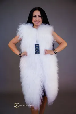Жилетка из меха ламы «Эрнеста» — Белый, до середины колена, с карманами.  Женская мода | Интернет-магазин «Метелица»