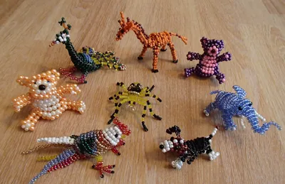 Животные из бисера - легкие схемы для начинающих по плетению объемных и  плоских фигурок животных из бисера