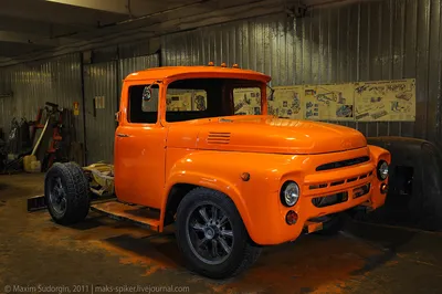 В Грузии завершили проект Сustom ZIL 130 Pick Up с салоном от роскошного  внедорожника