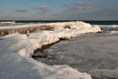 Зимнее море.