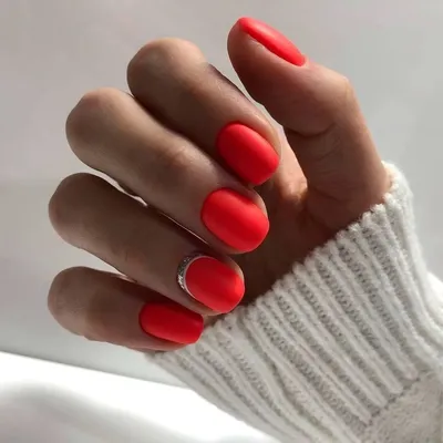 Мода на короткие ногти: 45 примеров модного маникюра зимы 2021 года |  Mixnews