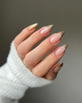 ♡ Instagram @Ti.nyyyy | Golden nails, Fancy nails, Nails