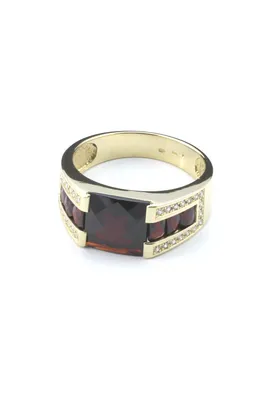Золотое мужское кольцо из комбинированного золота и крупным камнем ке-114 :  купить в Киеве. Цена в интернет-магазине SkyGold