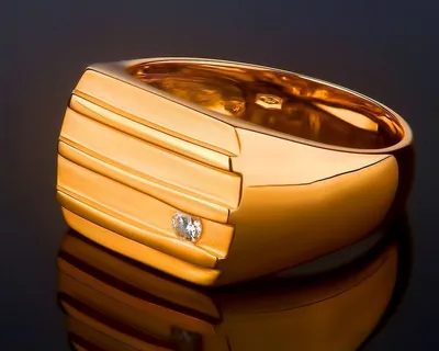 Итальянское мужское золотое кольцо с бриллиантом из золота под заказ.  190217/6