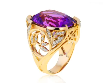 Изумительное золотое кольцо с аметистом 23.62ct – купить по цене 197 500 ₽  с доставкой в интернет-магазине Mister Diamond