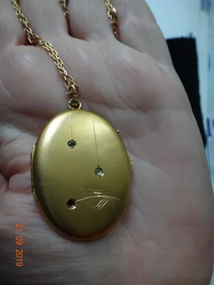 Золотой кулон медальон клевер — купить в магазине BOHOANN 💍 Современное  ювелирное искусство