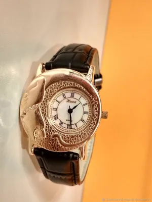 Золотые женские часы Ника, Б/у, в магазине Наш пристрой — на Шопоголик
