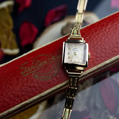 Продать золотые часы СССР - скупка дорого в Москве