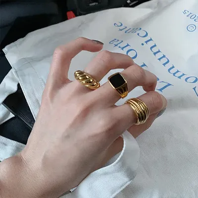 Золотое широкое обручальное кольцо с сапфирами - Обручальные Кольца  Коллекция \"Классика\"
