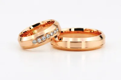 Купить золотое кольцо с бриллиантом в Харькове, Киеве | Золотые кольца с  бриллиантами купить в Украине