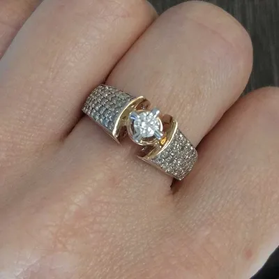 Золотое кольцо с крупным бриллиантом ХIХ века купить в Москве