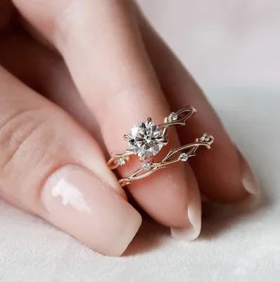Дорогие обручальные кольца, с бриллиантами, белое золото в Москве, цена  26050 руб.: купить в интернет-магазине