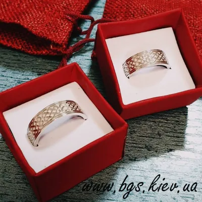 Серебряное кольцо с черным цирконием - Кольцо из серебра с черными камнями  (ID#319899784), цена: 975 ₴, купить на Prom.ua